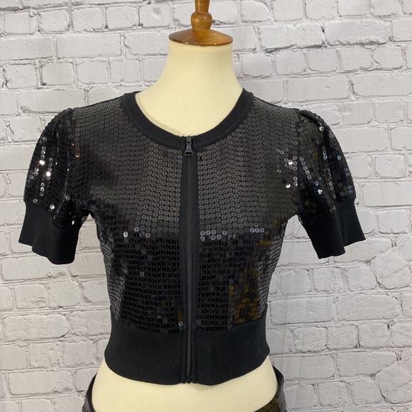 Express Sequin Croppped Jacket and Shorts Set - Picture 4 of 14